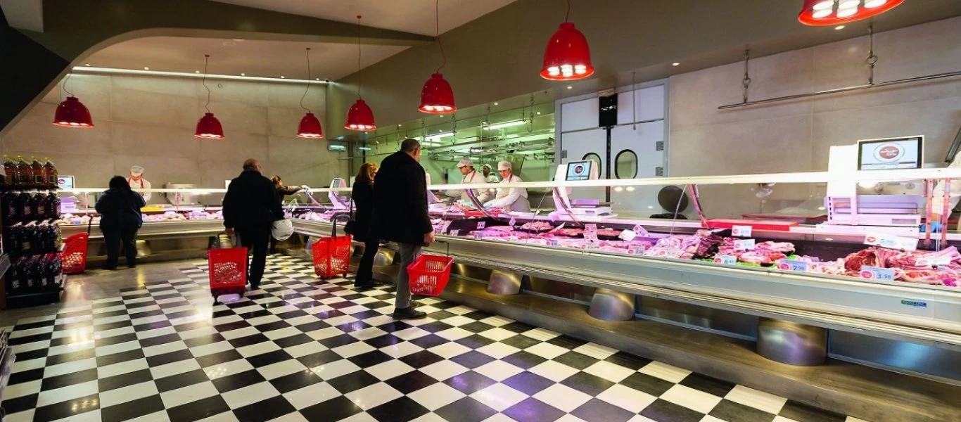 Τα πάντα σε... πλέξιγκλας: Ήρθε η σειρά των κρεοπωλείων